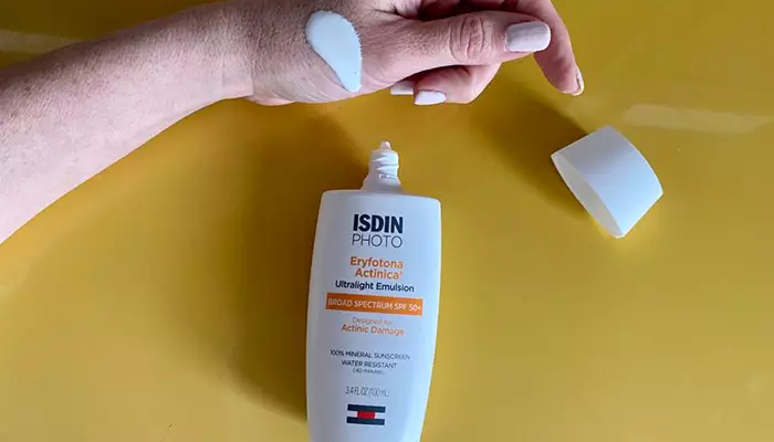 ضد آفتاب ایزدین