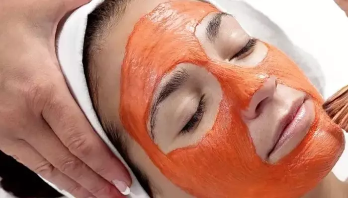 ماسک گوجه‌فرنگی و کلاژن سازی پوست