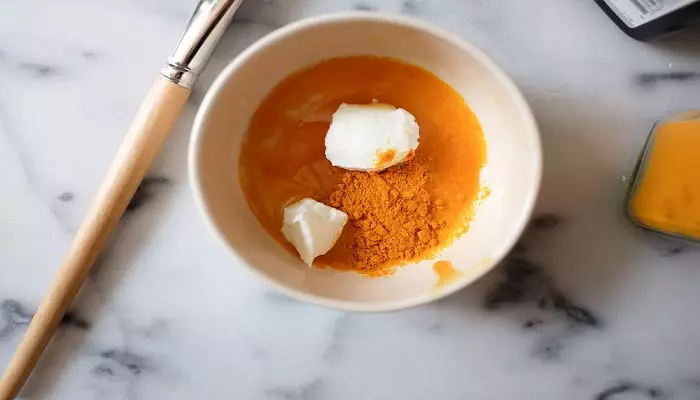 اسکراب زردچوبه و ماست